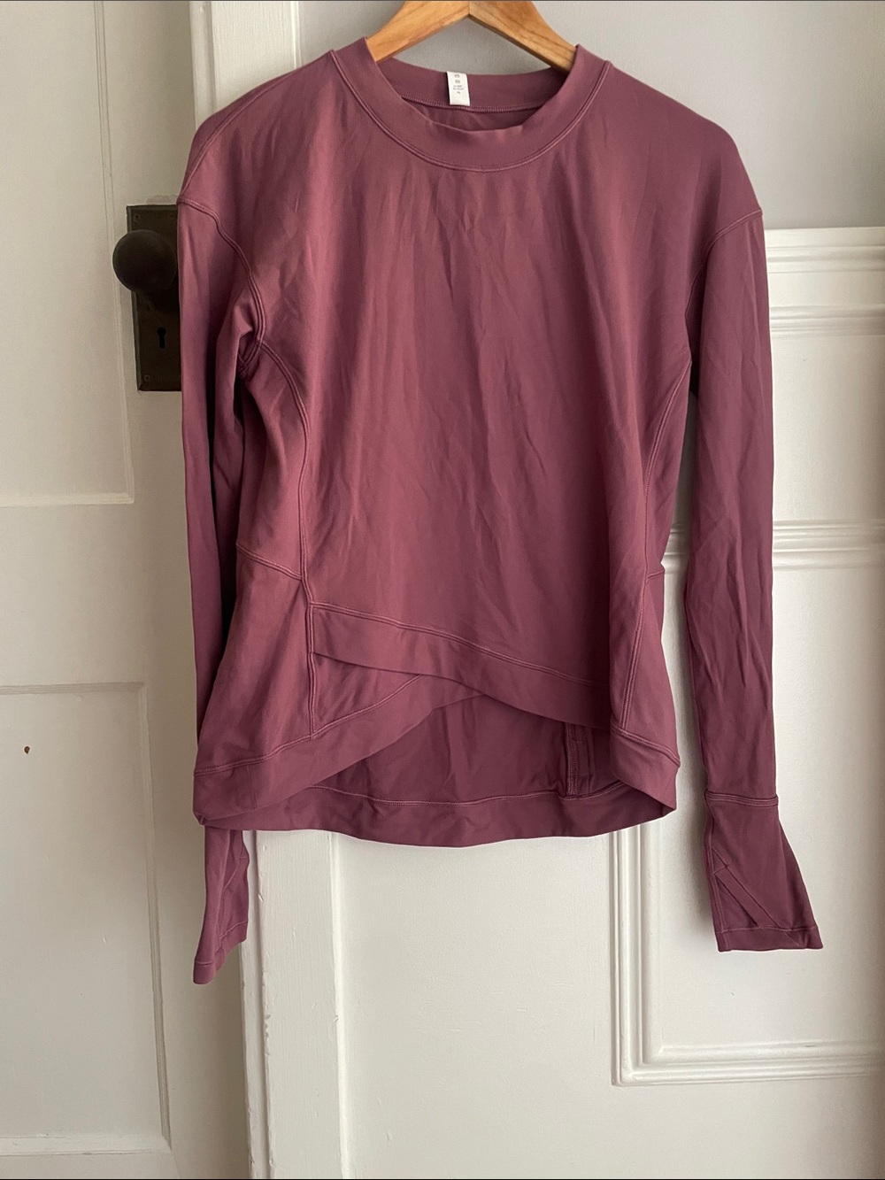 Lululemon Close to Crossing long sleeve-Large